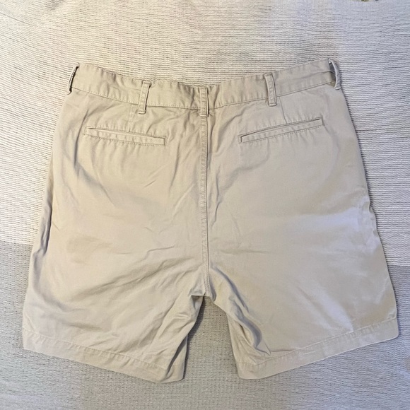 🩳 Men’s St Johns Bay khaki shorts. Size 38 waist - Picture 5 of 7